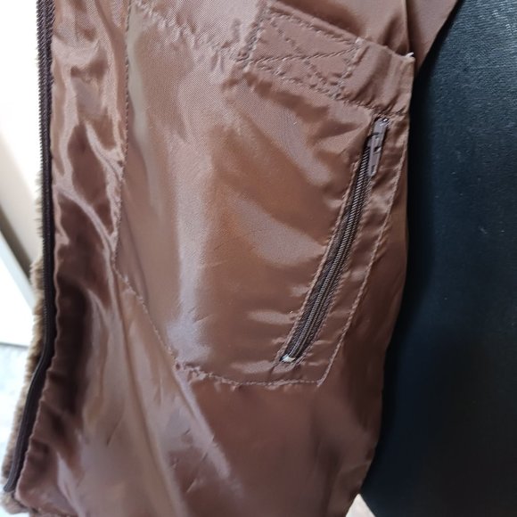 Tradition Country Collections Faux Fur Zippered Vest   Size S - Picture 11 of 11